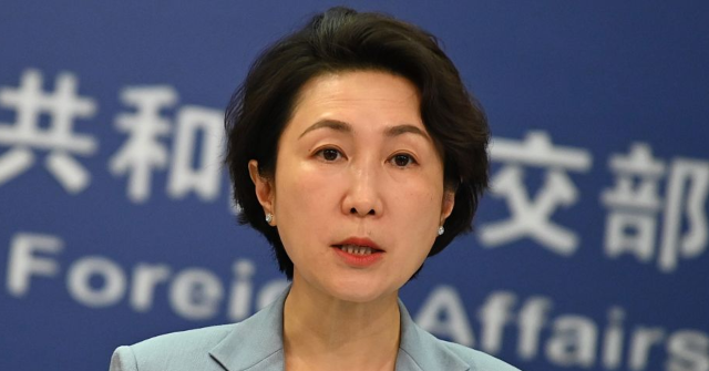 China Elbows into Greenland Debate, Backing Denmark Against Trump’s Acquisition Plans