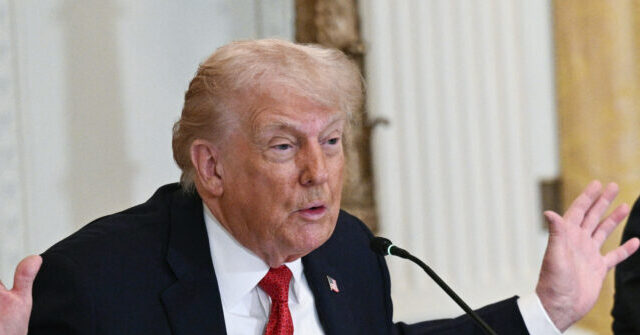Trump Says He Doesn’t Want to Lose Hassett to The Fed