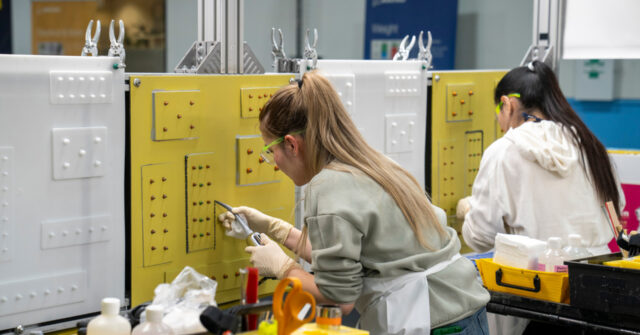 Core Capital Goods Orders Surge on Demand for Machinery and Computers