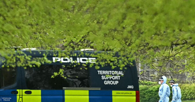 London Police Terror and CBRN Teams Investigate ‘Items’ Near Israeli Embassy