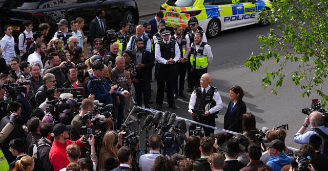 ‘Shame On You’: London Police Chief Heckled by Locals After Terror Knife Attack on Jewish Community