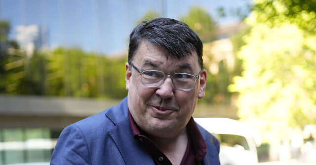 Judge Overturns Graham Linehan’s Conviction For Damaging Trans Activist’s Phone