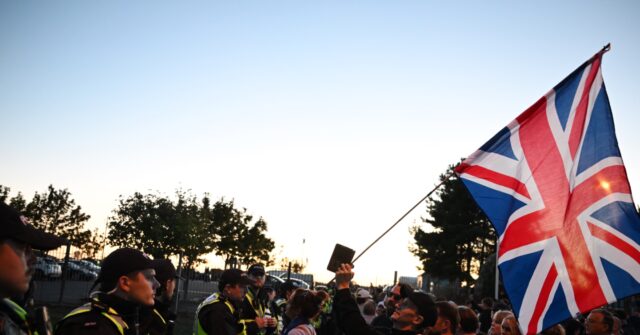 People Power: Local Protesters Successfully Block Illegal Migrant Boat From Landing in Gosport