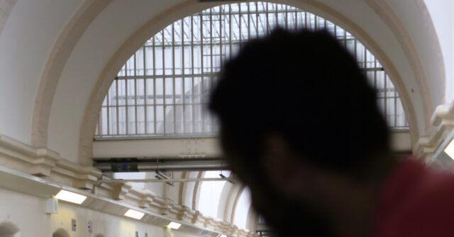 Foreign Criminals Freed Without Being Deported Hits Record High in Britain