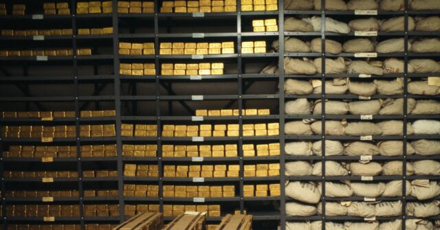 Dutch Central Bank Moves Billions in Gold From U.S. and Canada to London in ‘Crisis Preparedness’ Move