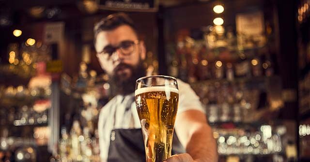 ‘Merry Snitchmas’: Idaho Saloon Promises Free Beer to Citizens Willing to Help ICE Catch Illegals