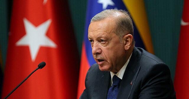 Trump Phones Erdogan as Turkish-Linked Jihadis Behead and Massacre Kurds in Syria