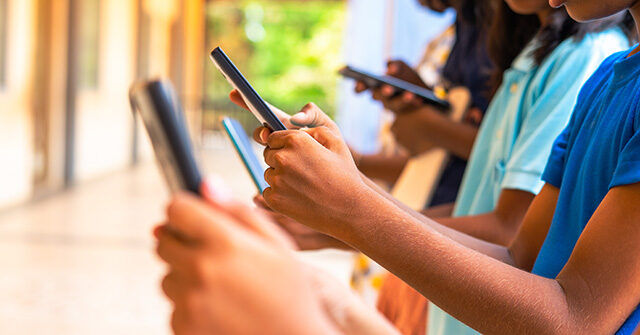 Canada Prepares to Ban Social Media for Children Under 16