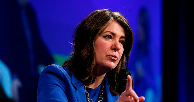 Alberta Premier Danielle Smith Ready to Ship Oil Through U.S. to Pacific Buyers