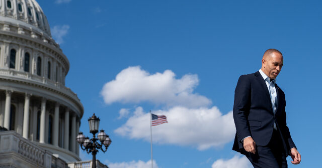 Hakeem Jeffries Surrenders Democrat Party to Zohran Mamdani