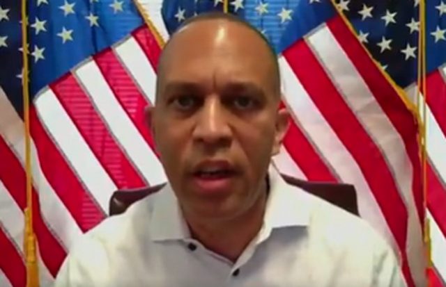 House Dem Leader Hakeem Jeffries Accuses Republicans of Trying to ‘Steal’ the 2026 Midterm Elections (VIDEO)