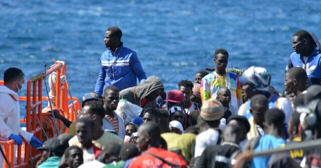 Report: Spain May Grant Amnesty to Illegal Migrants with Criminal Records