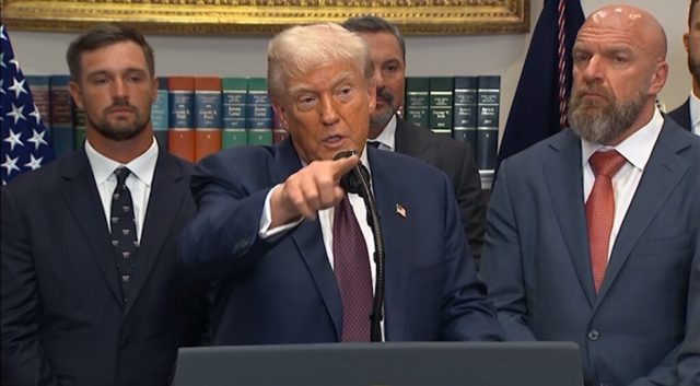WATCH: “He’s a Political Hack. He’s not a Smart Guy” – Trump SLAMS Jerome Powell for Sabotaging him with High Interest Rates: “Biden Only Extended Him Because He Knew I Couldn’t Stand Him”