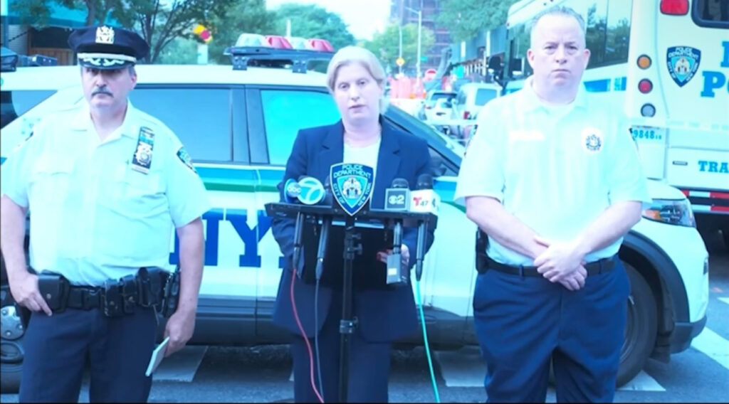 JUST IN: Shooting at NYC Club Leaves 3 Dead, 8 Wounded (VIDEO)