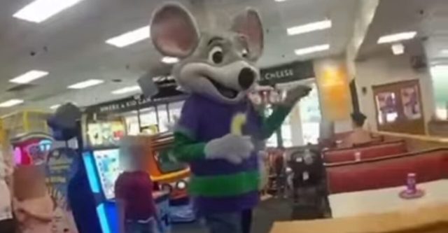 Police Bodycam Footage: Children Watch in Horror as Criminal in Chuck-E-Cheese Costume Arrested (VIDEO)