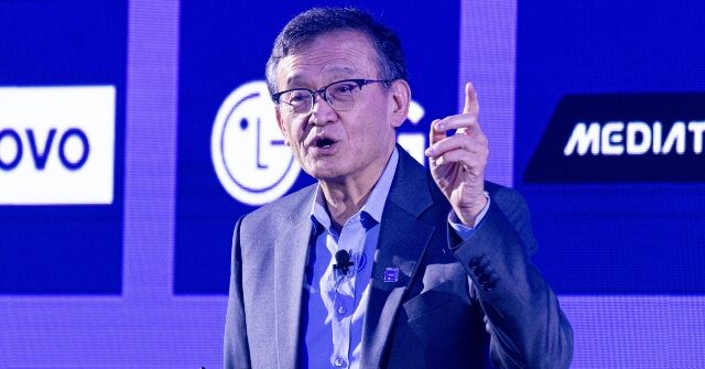 ‘Resign, Immediately:’ Trump Calls on Intel CEO Lip-Bu Tan to Step Down over China Ties
