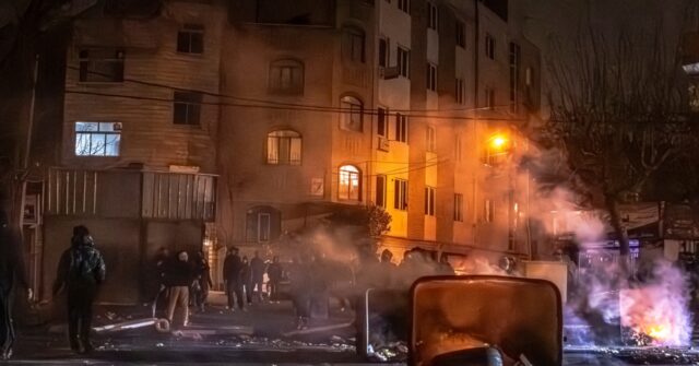 Iran: Death Toll Rises to Thousands, Trump Says ‘Help Is on Its Way’