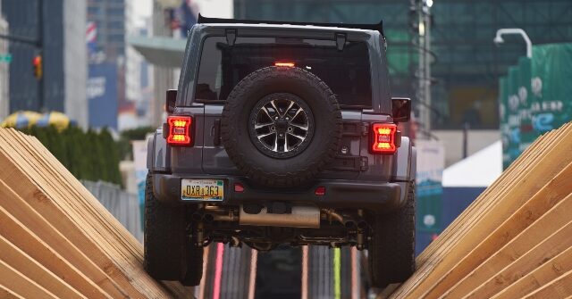 Stellantis ‘Bricks’ Jeep Hybrids with Botched Software Update, Leaving Owners Stranded