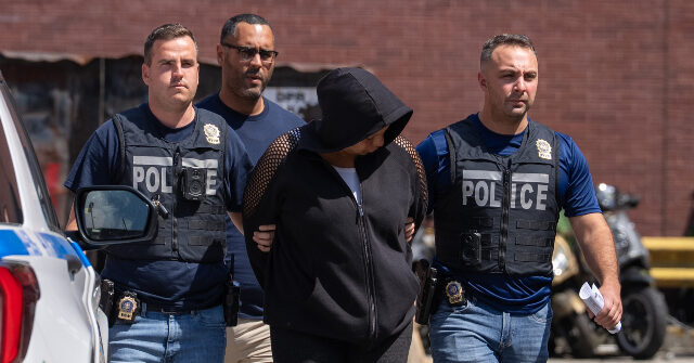 Report: NY Democrats Refuse to Condemn Former Deputy Police Commissioner Charged in Gang Shooting