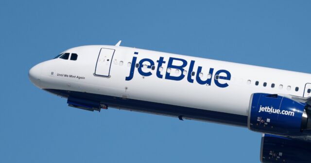 Reports: JetBlue Flight Avoids “Midair Collision” with U.S. Air Force Plane Near Venezuela