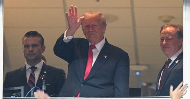Trump Praises Joe Namath During NFL Broadcast: ‘A Great Talent’