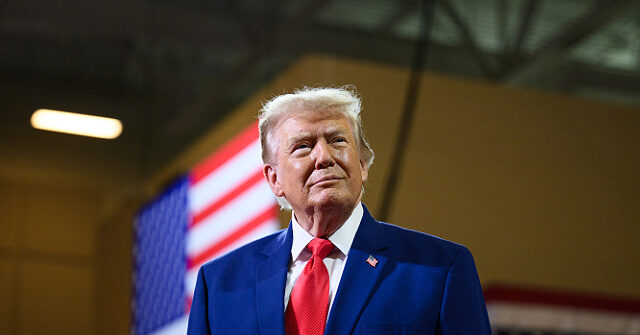 Watch Live: Donald Trump Speaks at New York Police Academy