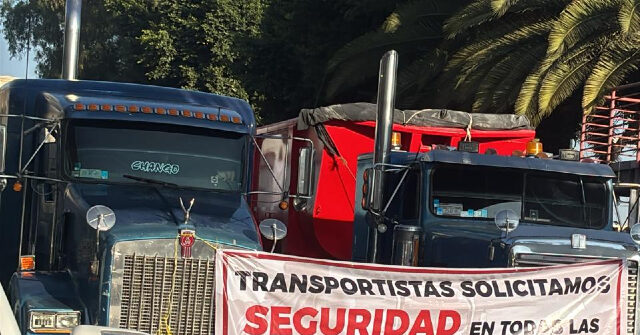 Mexican Farmers Protest Cartel Violence, Extortion — Block Highways Throughout Country