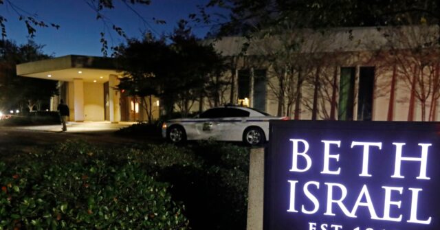 Official: Mississippi’s Largest Synagogue Torched, Suspect Arrested