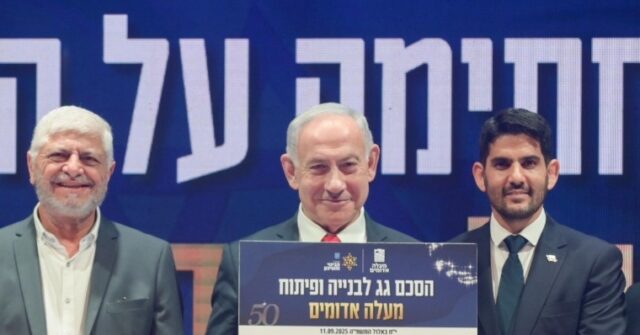 Netanyahu Blocks Palestinian State with New Housing Development