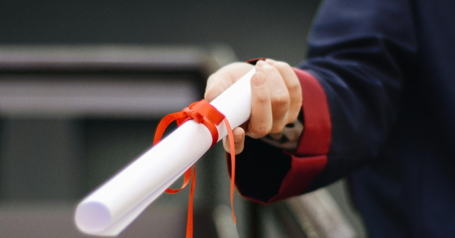 Education Dept. Updates FAFSA Loan Applications to Disclose Graduates’ Average Earnings Before Students Take On Debt