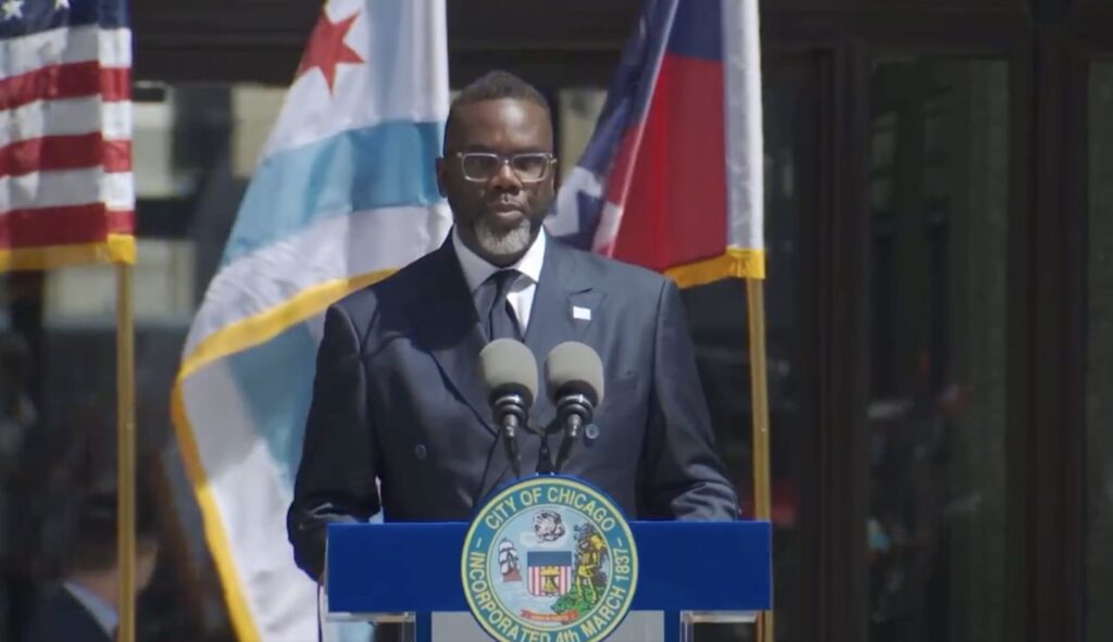Chicago Mayor Brandon Johnson Launches ‘Healing Arts’ Mental Health Program to Help Residents Cope with ICE Raids
