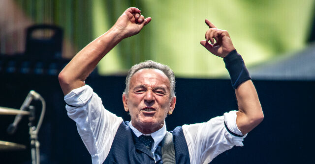 Obsessed with Trump, Bruce Springsteen Calls for President’s Impeachment… Again
