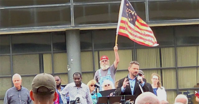 Springfield, Ohio, Citizens Celebrate Trump’s Haitian Policy: ‘America Is a Nation of Laws’