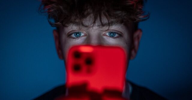 EU Charges China’s TikTok with Violating Digital Content Rules with Addictive Design Features