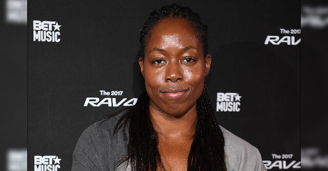 Watch: Singer Tish Hyman Calls Out Eric Swalwell for Dodging Question About Allowing Men in Women’s Locker Rooms