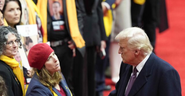 Trump: Best Way to End Gaza Crisis Is for Hamas to Release Hostages