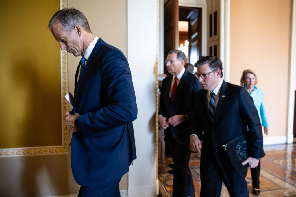 Senate Republicans ‘syncing’ immigration funding plan with House GOP