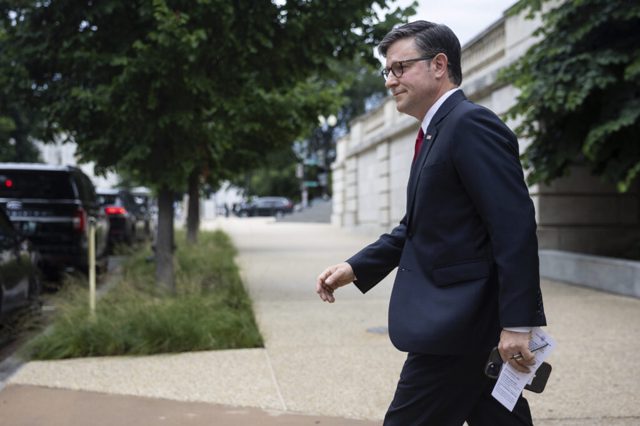 GOP leaders launch their last-ditch megabill whip job