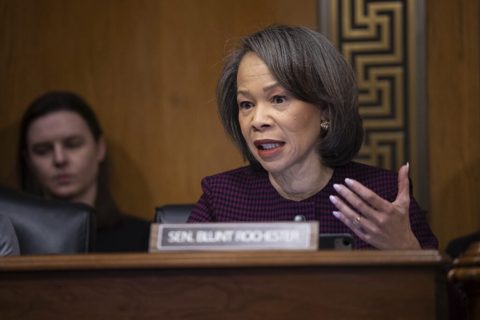 Bipartisan Senate duo drops new data center bills
