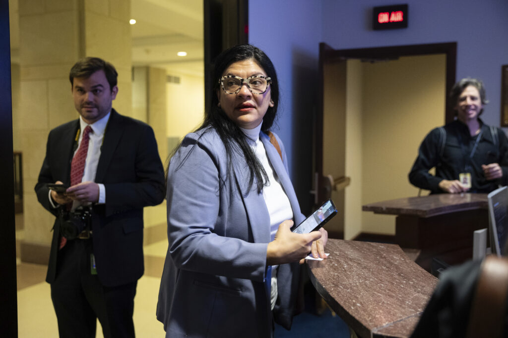 Democrats divided over failed Lebanon war powers resolution