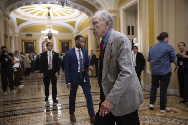 Grassley defends ‘blue slips’ amid latest Trump criticism