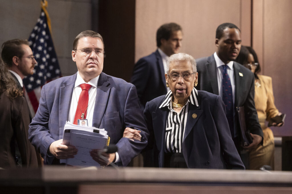 D.C. delegate candidates pledge to raise their voice after Norton’s long fade