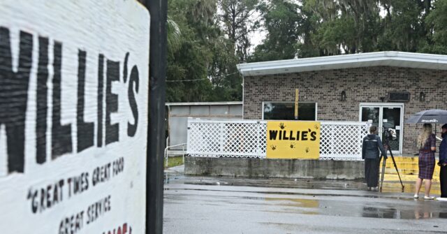 Sheriff Office Investigating ‘Persons of Interest’ After Four Killed in Shooting Outside South Carolina Bar