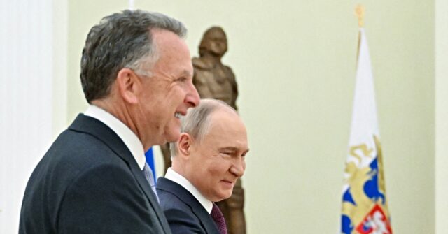 Trump Envoy Steve Witkoff Schedules Putin Meeting After Florida Ukraine Talks