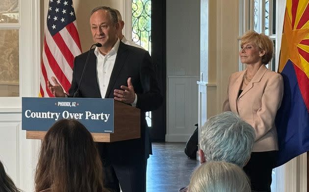 Second gentleman Doug Emhoff thanks a gathering of Republicans for Harris volunteers on Tuesday in Mesa as part of Vice President Kamala Harris' push to win Arizona's 11 electoral votes next month.