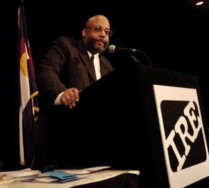 Mark J. Rochester, now the executive editor of the Herald-Tribune, addresses the crowd at an Investigative Reporters & Editors conference in Denver in 2005.