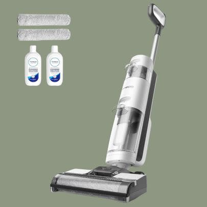 A TikTok-viral wet and dry vacuum mop