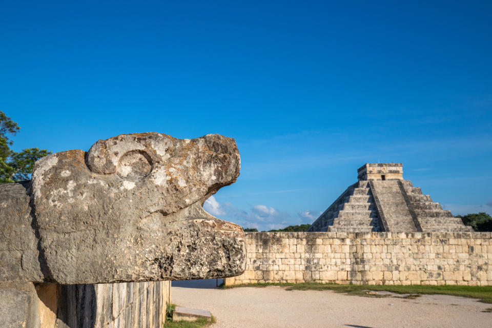 Chichen Itza archaeological site, Kukulkan Pyramid, one of the new 7 wonders in Yucatan, Mexico