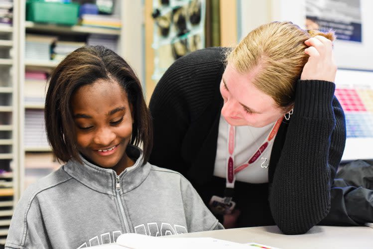 Resident teacher Rebecca Auman works one-on-one with a student at Saghalie Middle School in the Federal Way School District in King County, Washington, on Jan. 14, 2025. (Brooke Mattox-Ball/Washington Education Association