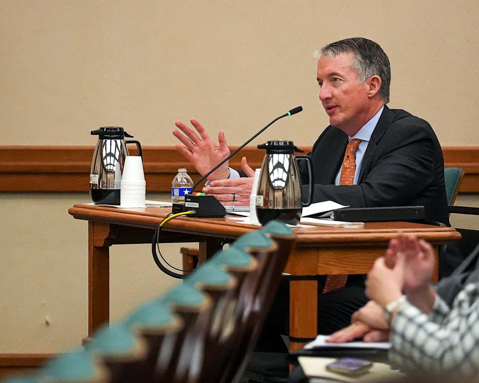 Jay Hartzell, the University of Texas' departing president, defends UT's efforts during the Feb. 6 Senate Finance Committee hearing on public higher education institutions.